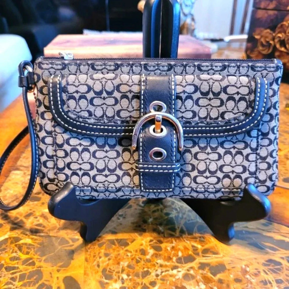 Coach Handbags - COACH WRISTLET